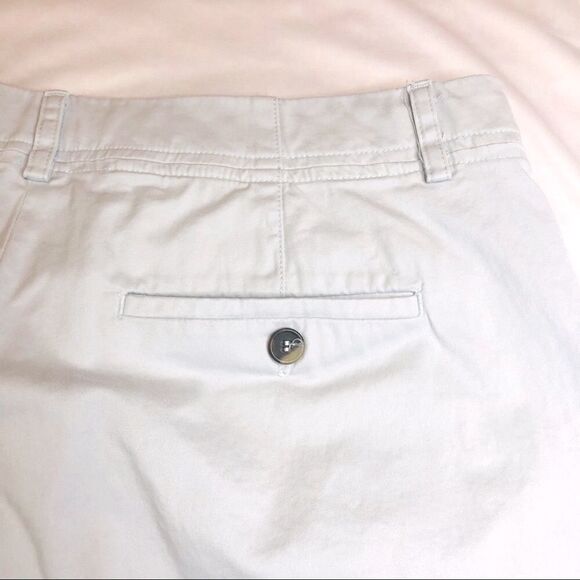 VINCE ROLLED CUFFED SHORTS LIGHT GREY EUC - Picture 6 of 9